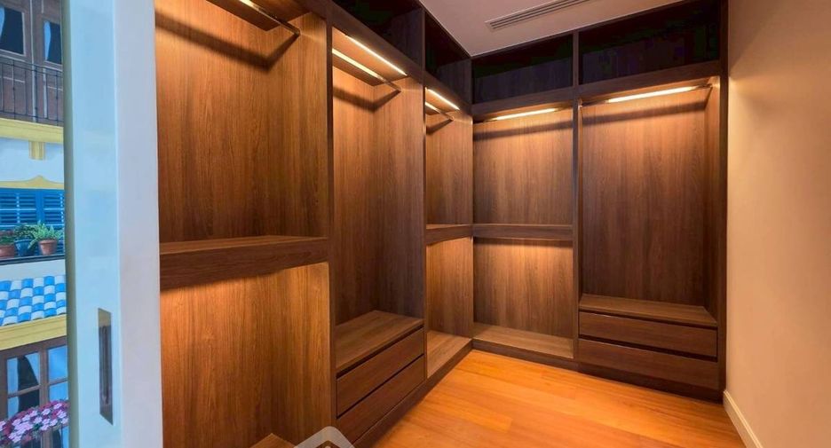 Wohnung zum Kauf mit 3 Zimmer in Pathum Wan, Bangkok