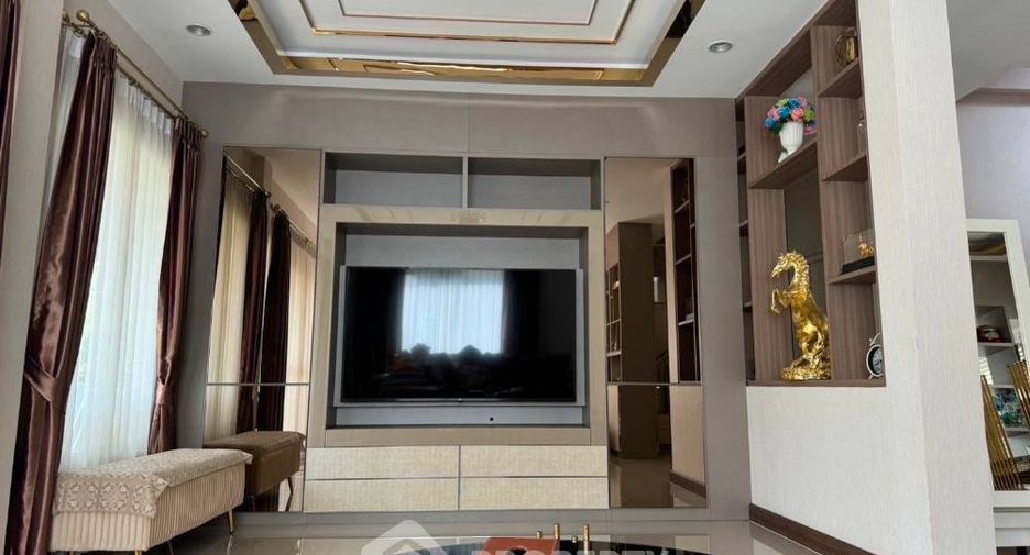 For sale 3 bedrooms house in Bang Khae, Bangkok