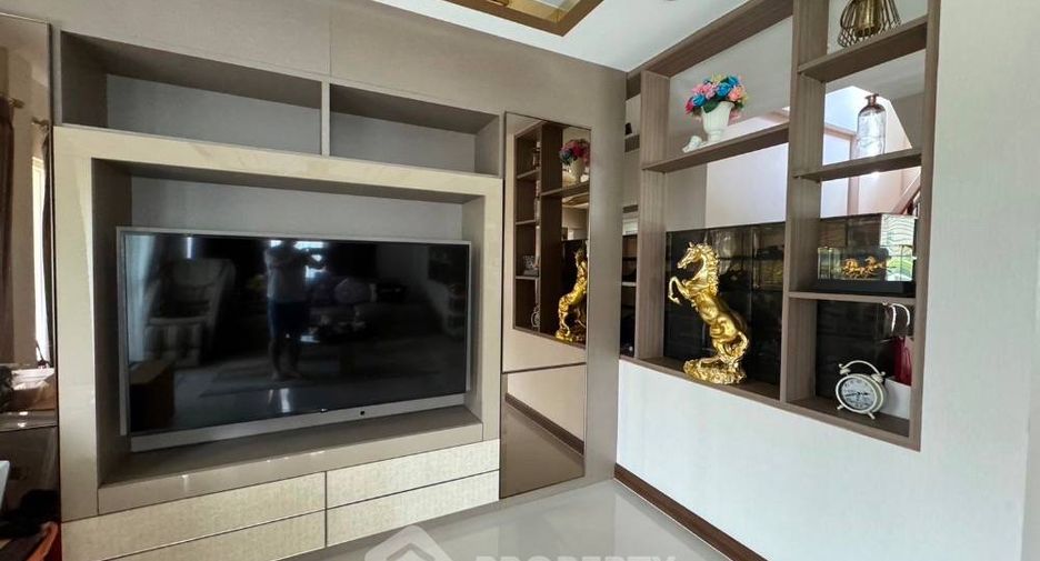 For sale 3 bedrooms house in Bang Khae, Bangkok