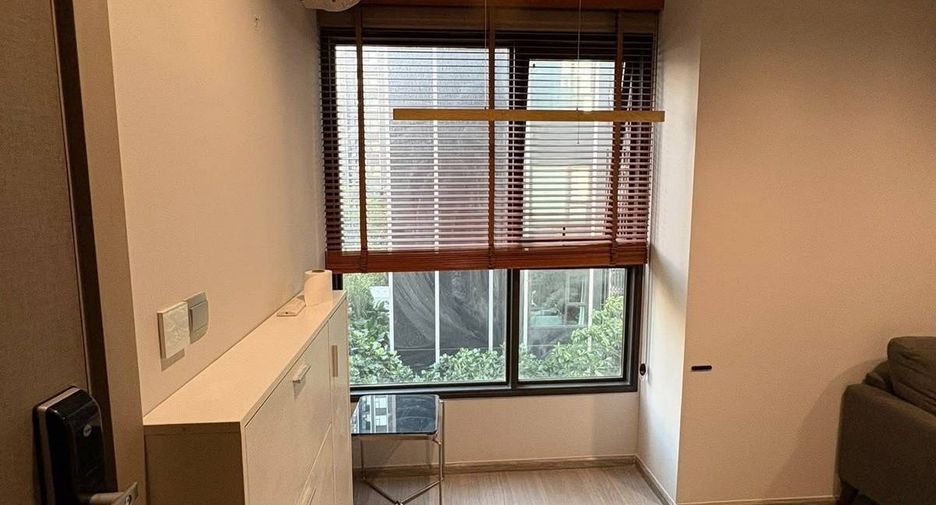 For sale 1 bed condo in Huai Khwang, Bangkok