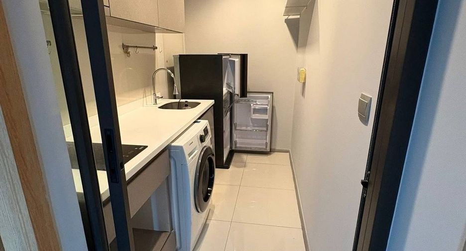 For sale 1 bed condo in Huai Khwang, Bangkok