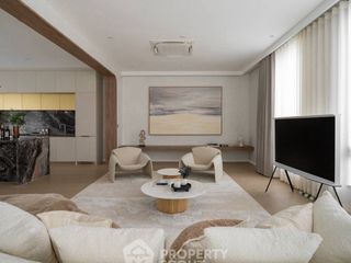 Haus zum Kauf mit 5 Zimmer in Suan Luang, Bangkok