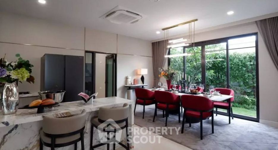 Casa en venta de 4 habitaciones en Thawi Watthana, Bangkok
