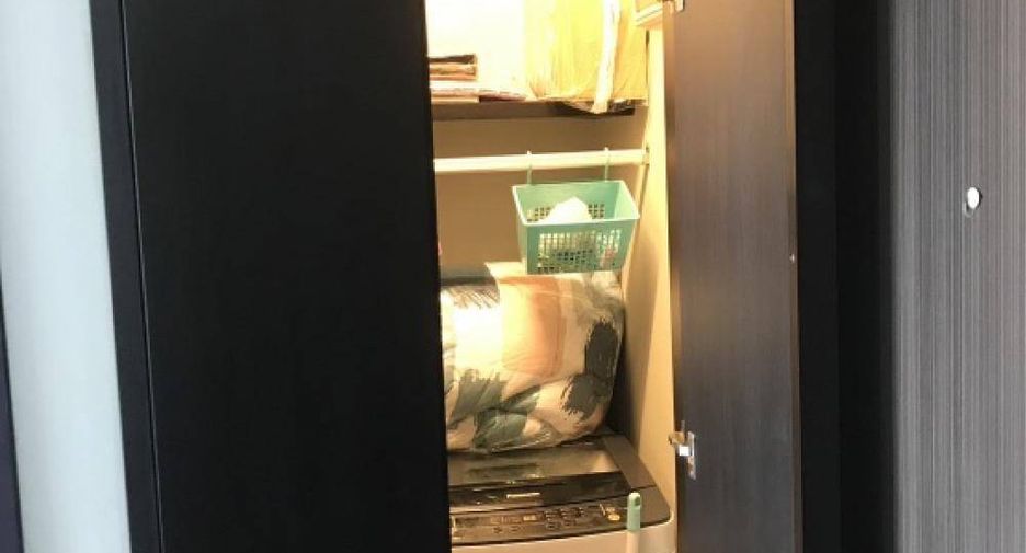 For sale 1 bed condo in Khlong Toei, Bangkok