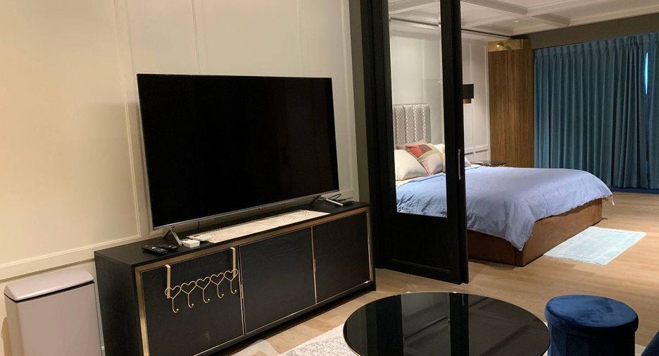 Wohnung zum Kauf mit 2 Zimmer in Bang Rak, Bangkok