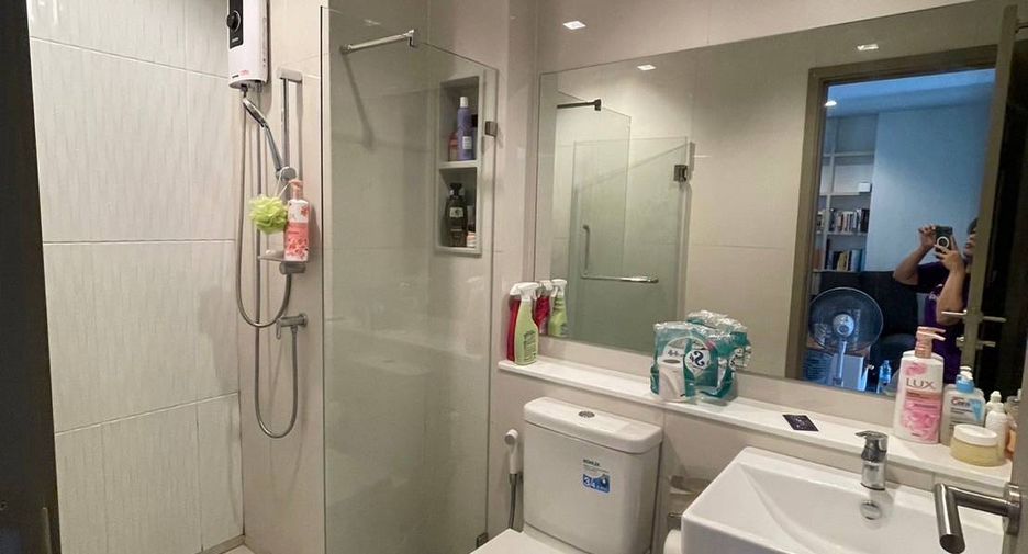 For sale 1 bed condo in Huai Khwang, Bangkok