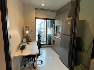 For sale 1 bed condo in Huai Khwang, Bangkok