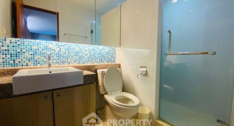 For sale 1 bed condo in Phra Khanong, Bangkok