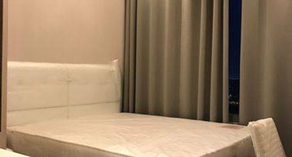 For sale 2 bedrooms condo in Watthana, Bangkok