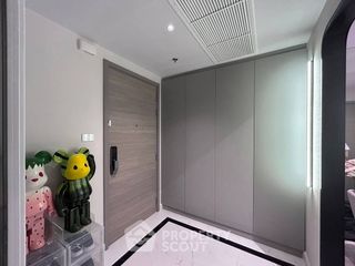 À vendre 1 chambre condo à Yan Nawa, Bangkok