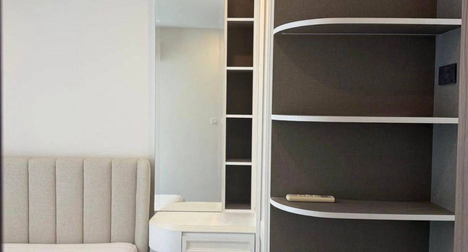For sale 1 bed condo in Huai Khwang, Bangkok