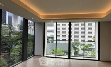 For rent and for sale 2 bedrooms condo in Pathum Wan, Bangkok