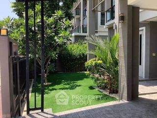 For rent and for sale 5 bedrooms house in Don Mueang, Bangkok