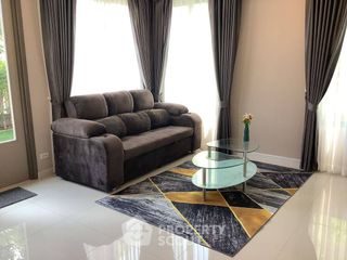 For rent and for sale 5 bedrooms house in Don Mueang, Bangkok