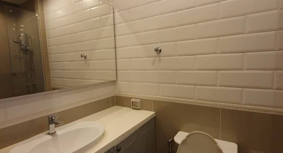 For sale 1 bed condo in Phaya Thai, Bangkok