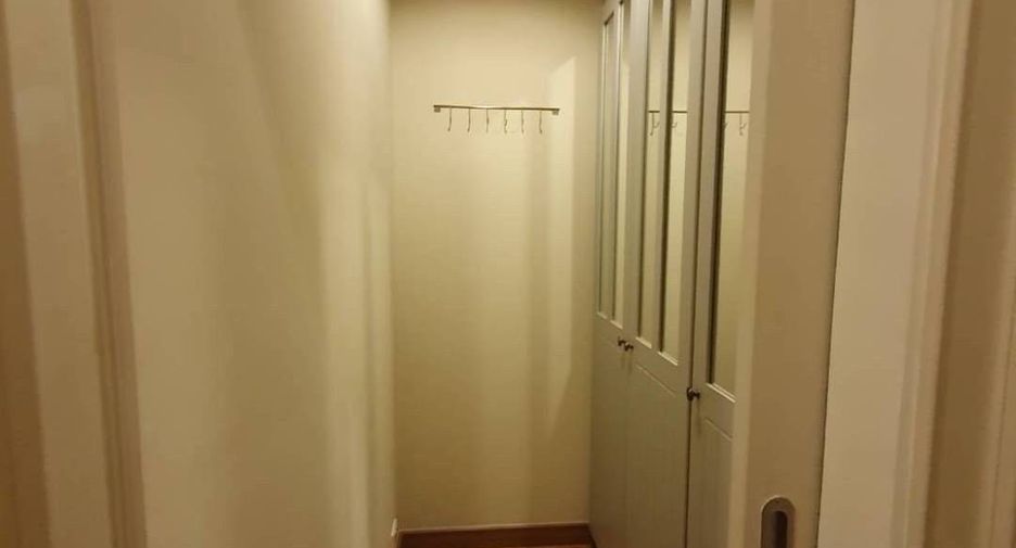 For sale 1 bed condo in Phaya Thai, Bangkok