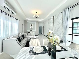 For sale 3 bedrooms condo in Bang Lamung, Chonburi