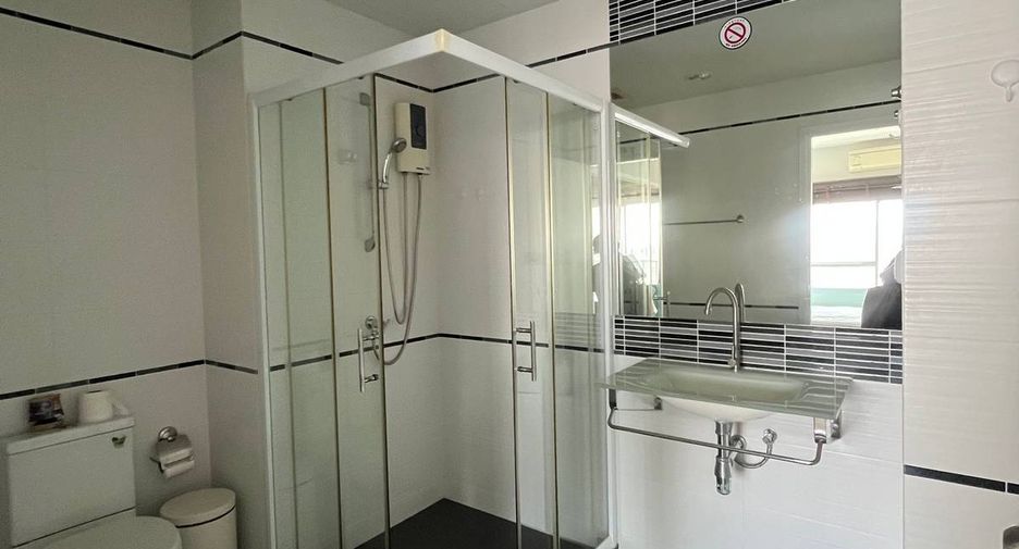 For sale 1 bed condo in Sattahip, Chonburi