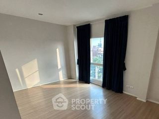 Casa adosada en venta de 4 habitaciones en Prawet, Bangkok