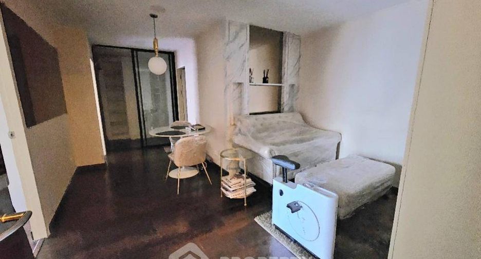 For sale 2 bedrooms condo in Khlong San, Bangkok