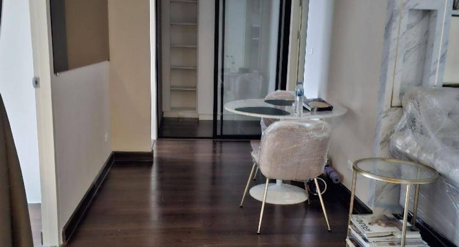 For sale 2 bedrooms condo in Khlong San, Bangkok