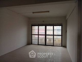 For sale 3 bedrooms townhouse in Mueang Chon Buri, Chonburi