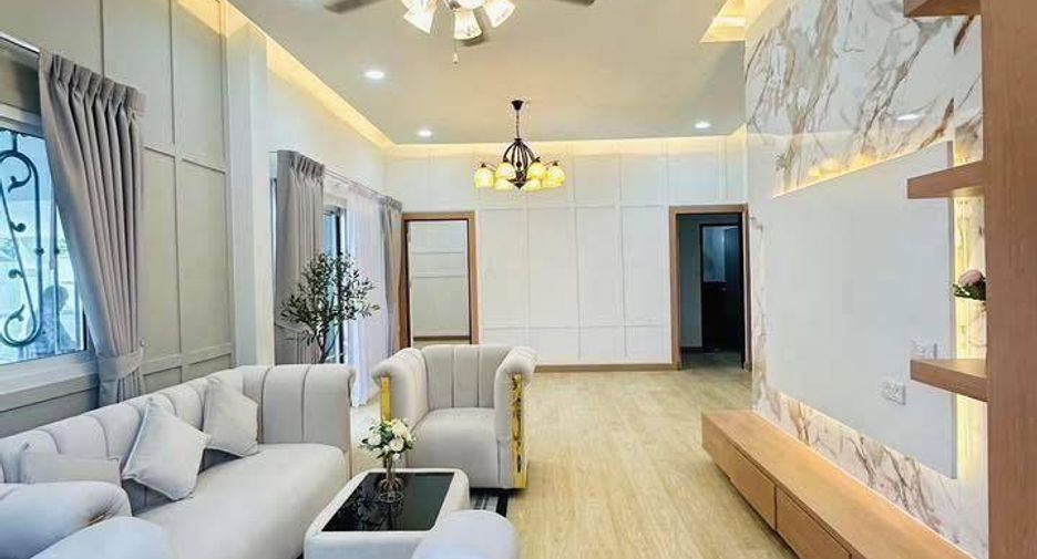 For sale 3 bedrooms condo in Sai Mai, Bangkok