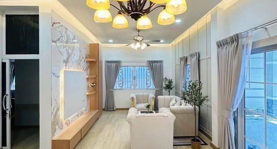 For sale 3 bedrooms condo in Sai Mai, Bangkok