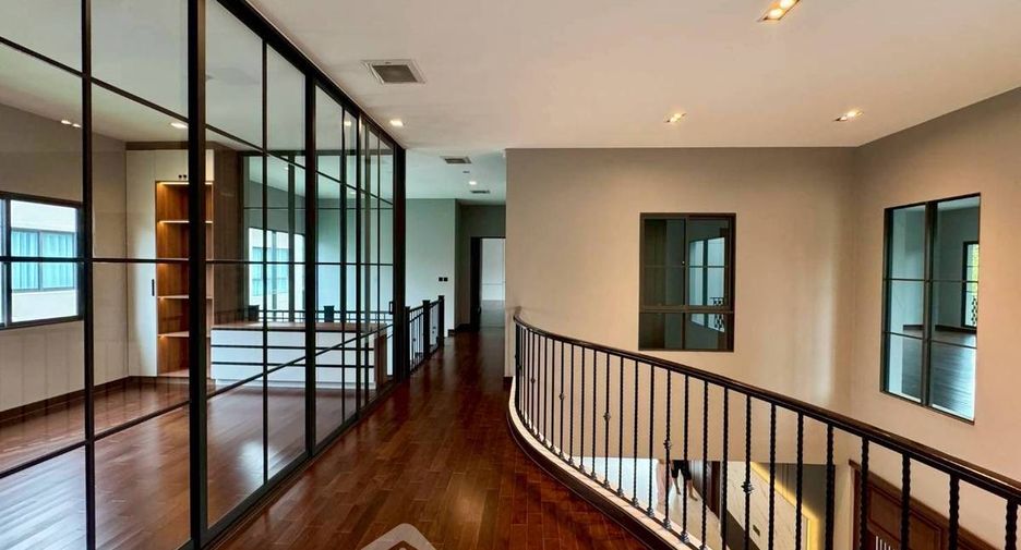For sale 6 bedrooms house in Bang Khae, Bangkok