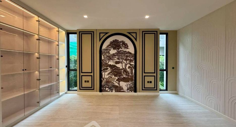 For sale 6 bedrooms house in Bang Khae, Bangkok