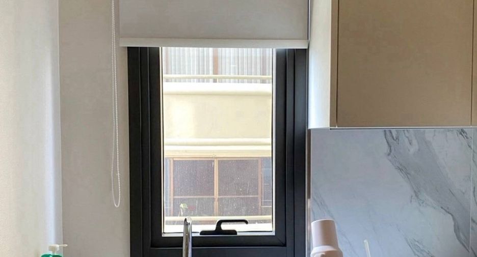 For sale 2 bedrooms condo in Khlong Toei, Bangkok