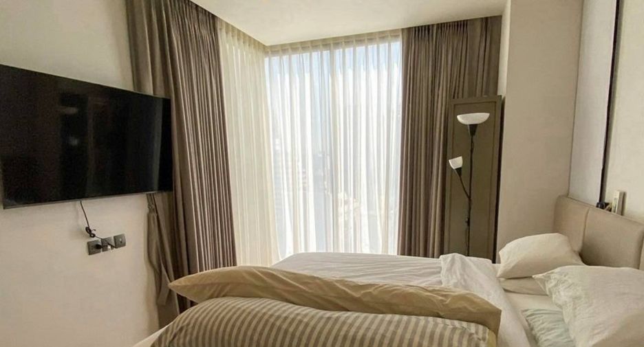 For sale 2 bedrooms condo in Khlong Toei, Bangkok