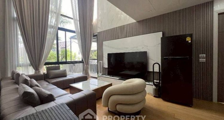Haus zum Kauf mit 5 Zimmer in Lat Phrao, Bangkok