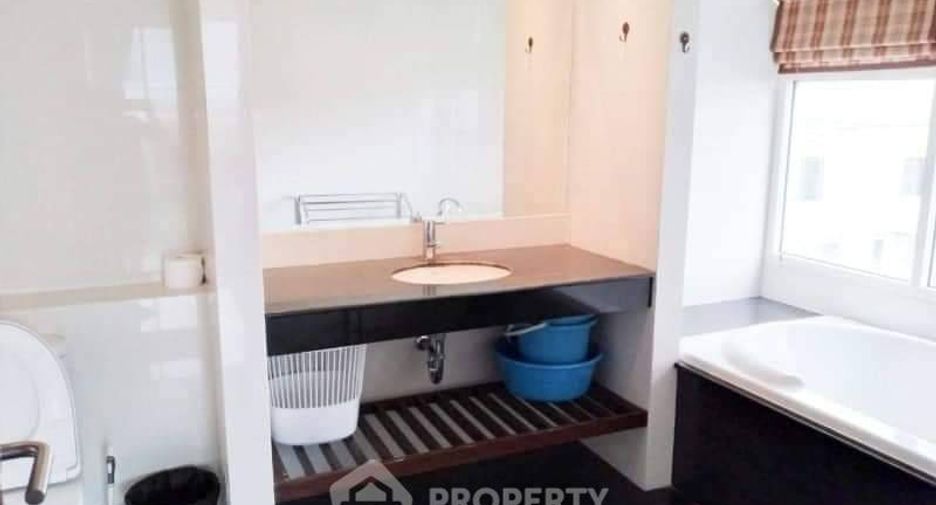 Condo en venta de 2 habitaciones en Sattahip, Chonburi