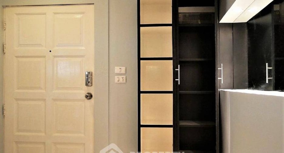 For sale 1 bed condo in Watthana, Bangkok