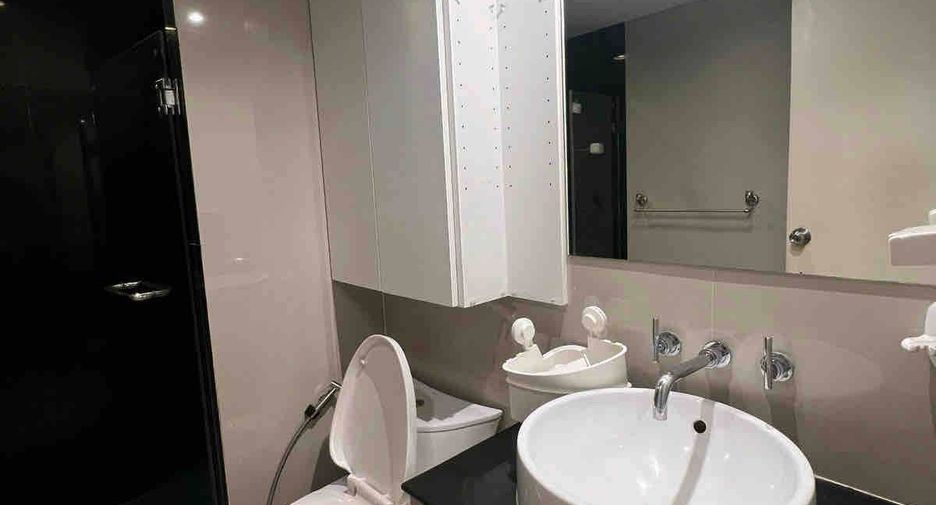 For sale 2 ベッドルーム condo in Khlong San, Bangkok