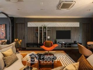 For sale 5 bedrooms house in Bang Kapi, Bangkok