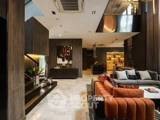 For sale 5 bedrooms house in Bang Kapi, Bangkok