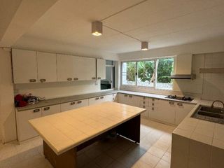 Casa en venta de 5 habitaciones en Saphan Sung, Bangkok
