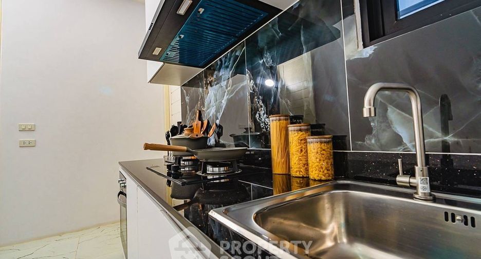 For sale 4 bedrooms villa in East Pattaya, Pattaya