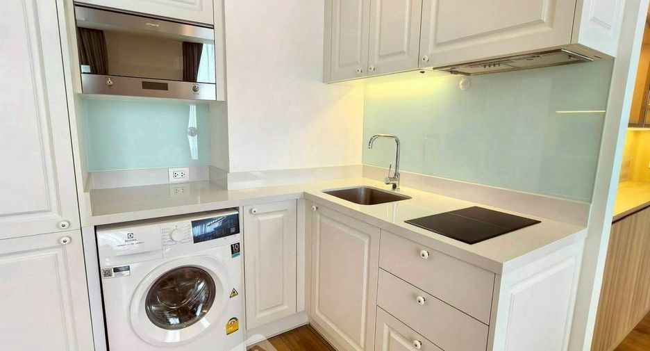 For rent and for sale 2 bedrooms condo in Watthana, Bangkok