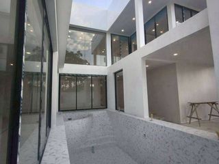 Villa zum Kauf mit 5 Zimmer in Bang Lamung, Chonburi