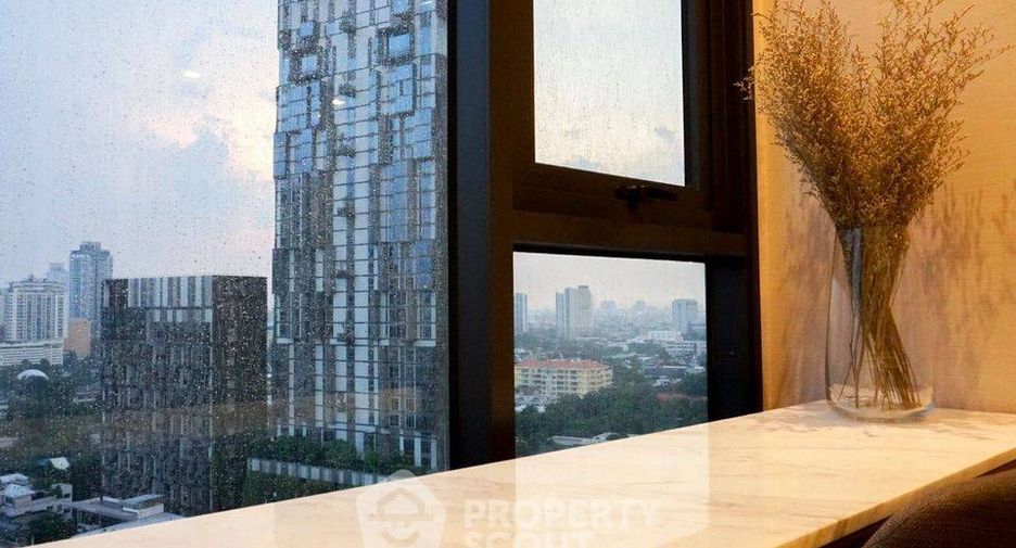 For sale 1 bed condo in Khlong Toei, Bangkok