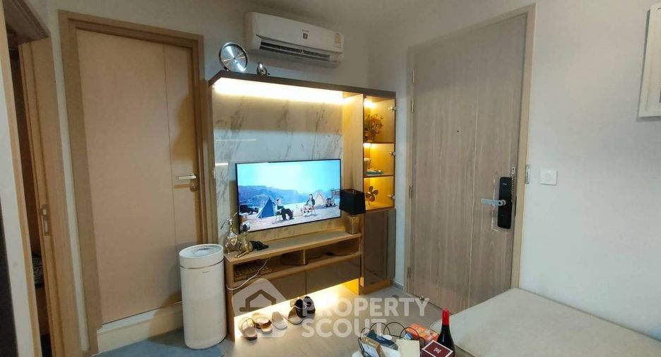 For sale 1 bed condo in Thon Buri, Bangkok