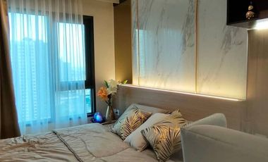 For sale 1 bed condo in Thon Buri, Bangkok