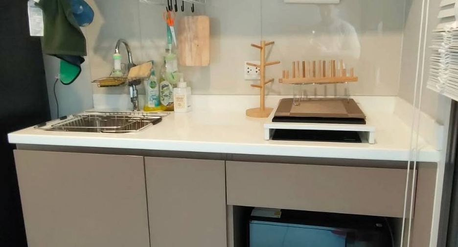 For sale 1 bed condo in Thon Buri, Bangkok