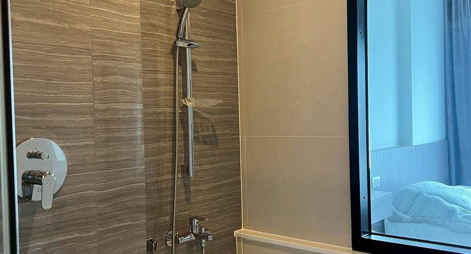 For sale 1 bed condo in Si Racha, Chonburi