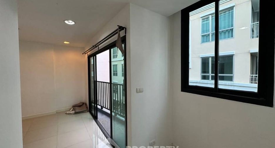 For sale 1 bed condo in Khlong Toei, Bangkok