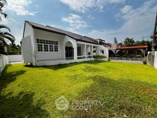 For sale 3 bedrooms villa in Bang Lamung, Chonburi