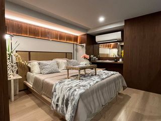 Condo en venta de 2 habitaciones en Bang Rak, Bangkok